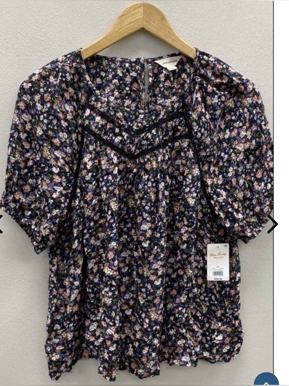 Lucky Brand Women's Black Floral Lace Trim Blouse - Size L Pit 20”